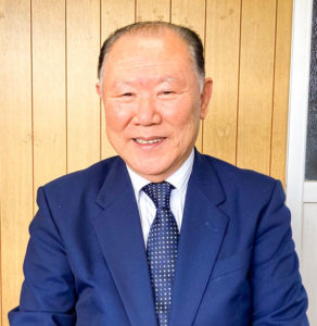 代表取締役　荊尾　克巳